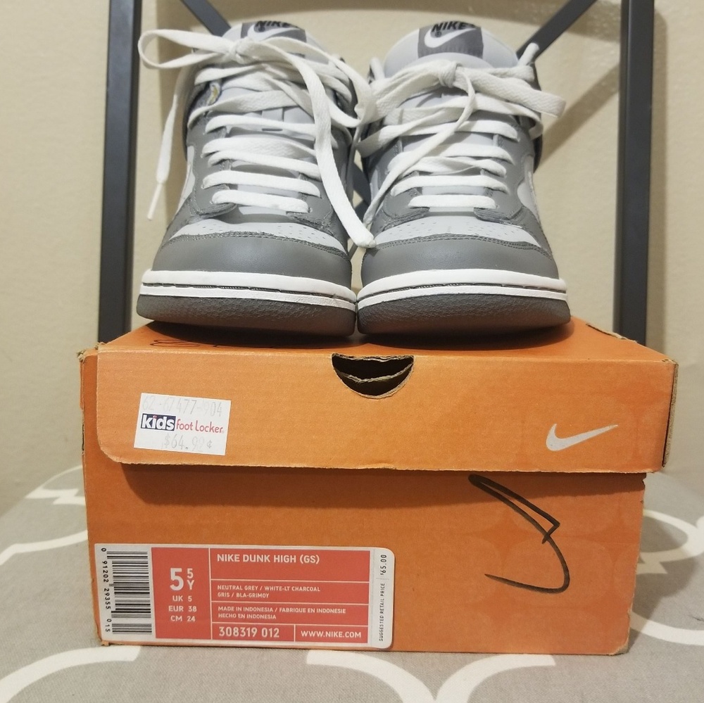 Nike 2006 Retro High Dunk (GS) Size 5.5Y Gray